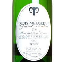 Domaine du Grand Mouton, Muscadet Sèvre et Maine (Loire Valley, France)  2016